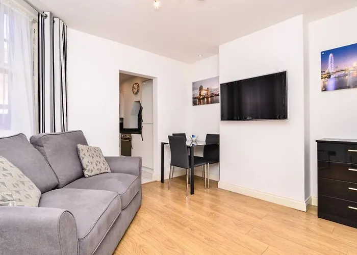 Stunning 1 Bed Apartment