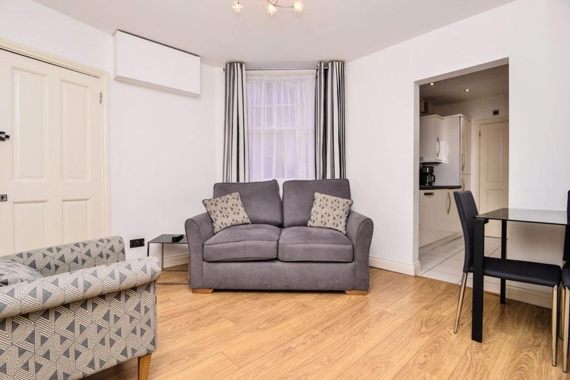 Stunning 1 Bed Londra